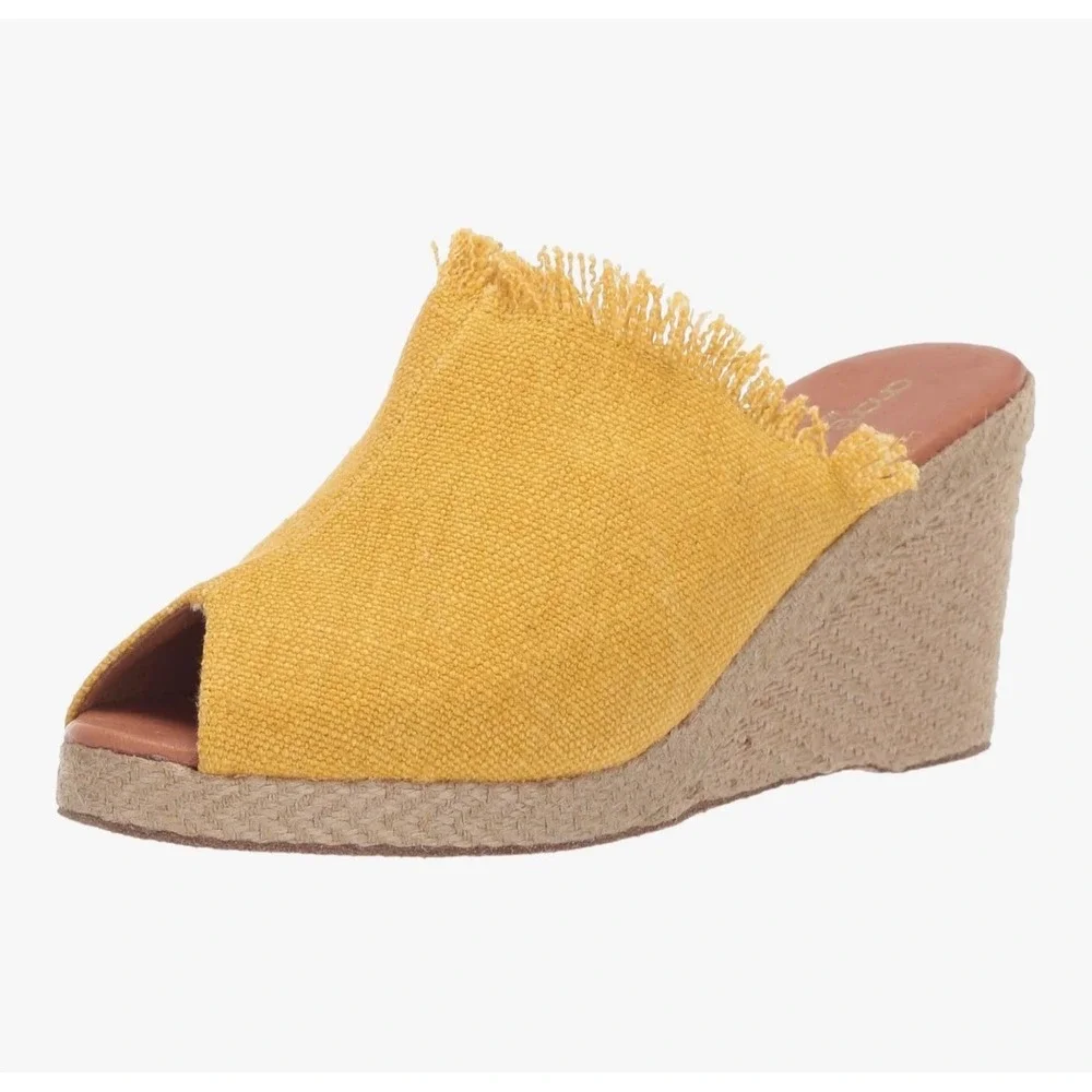 Andre Assous Popy Espadrille Wedge Sandal Yellow Sz 9 NWOB